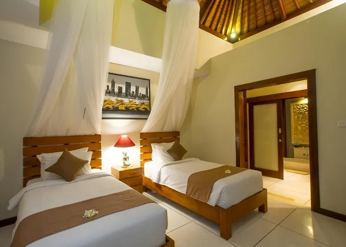 Villa Md 3 Bedroom, Sunny Pool In Eat St Location Seminyak