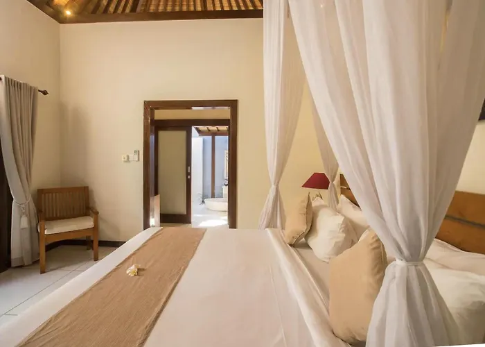 Md 3 Bedroom, Sunny Pool In Eat St Location Seminyak